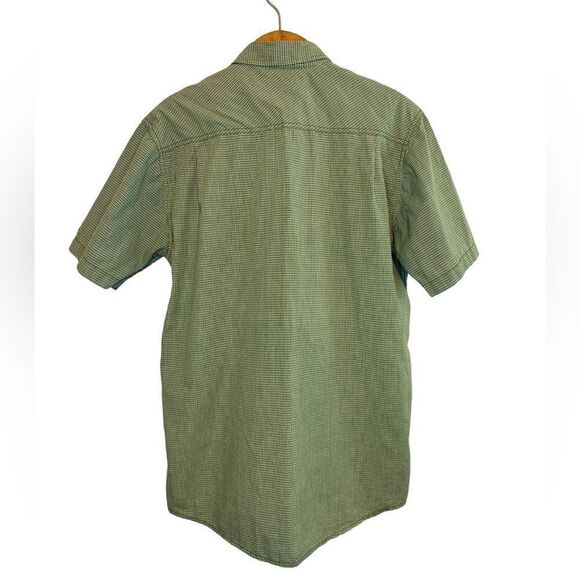 Mossy Oak green plaid MD short sleeved button front shirt - Picture 3 of 9